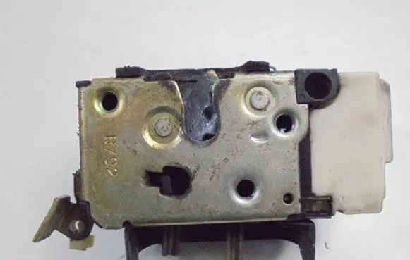 Fiat Multipla Front door lock