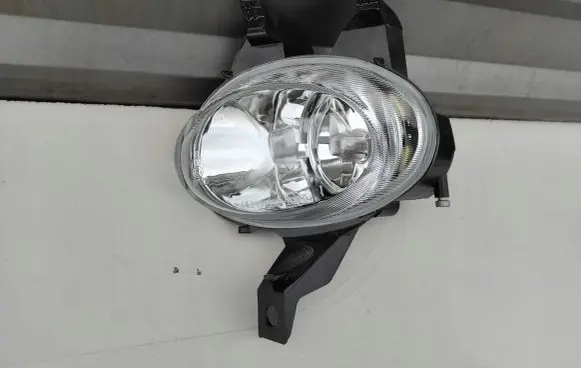 Peugeot 206 Front fog light 67742315 03362259