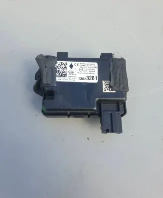 Chevrolet Camaro Door central lock control unit/module 13523281 13162244