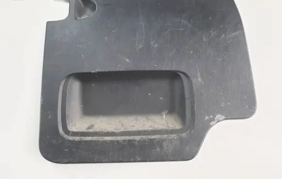 Opel Vivaro Coupe rear side trim panel 