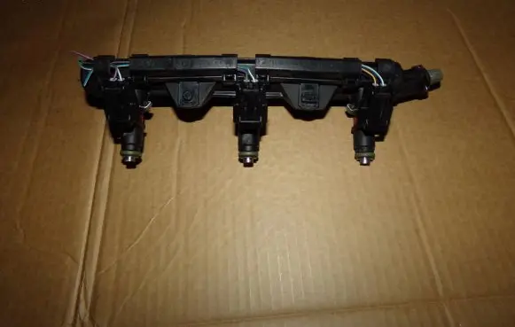 Volkswagen Polo Fuel main line pipe 03E971824