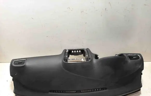 Volkswagen Golf VI Dashboard