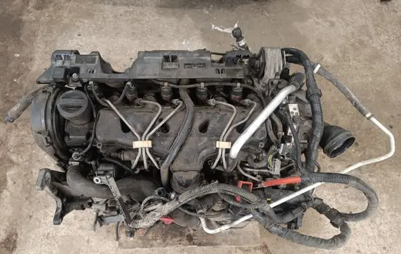 Volvo XC90 Engine D5244T18 30731988 30777989