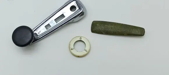 Mercedes-Benz E W123 Front door window winding handle 