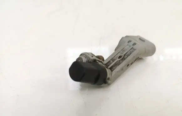 Skoda Octavia Mk2 (1Z) Crankshaft position sensor 036906433D