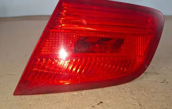 BMW 3 E92 E93 Tailgate rear/tail lights 7162300