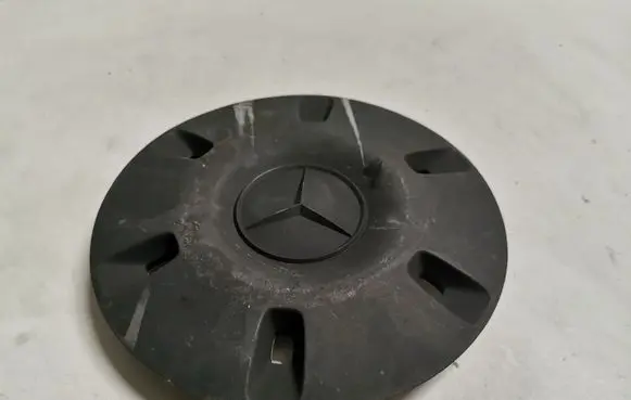 Mercedes-Benz Sprinter W906 R16 wheel hub/cap/trim A9064010025