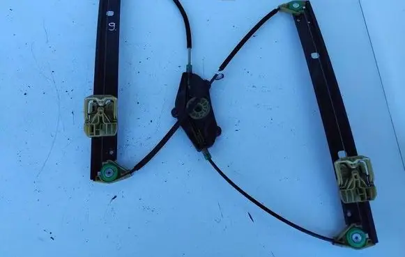 Audi A4 S4 B8 8K Front window lifting mechanism without motor 