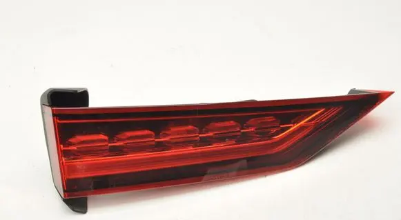 Volvo V60 Tailgate rear/tail lights 32228902