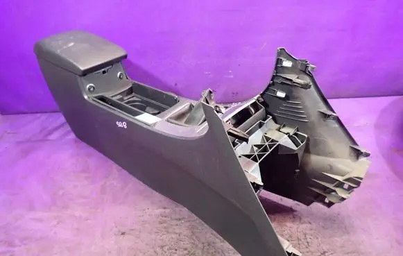 Mazda 3 II Center console BBM464951