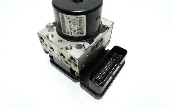 Mazda 3 II ABS Pump 8V612C405AF K1900 100212