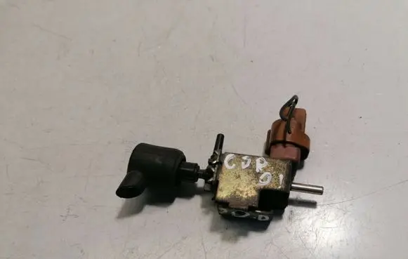Toyota Corolla E120 E130 Turbo solenoid valve 2586064140