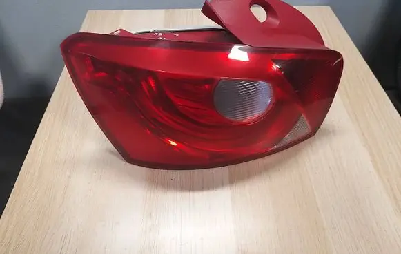 Seat Ibiza IV (6J,6P) Rear/tail lights 