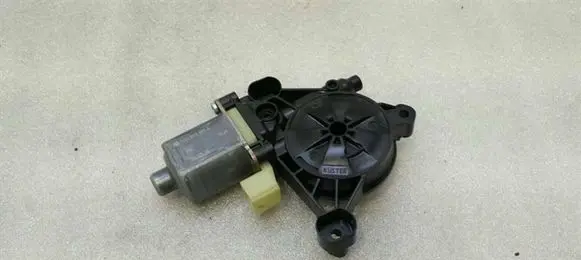 Porsche Macan (95B) Rear door window regulator motor 5Q0959801A