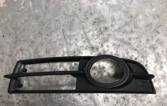 Audi A6 S6 C6 4F Front bumper lower grill 4F0807681DBILI 4F0807681D