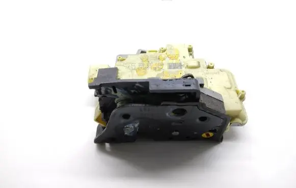 Audi Q7 4L Front door lock 3C2837015A