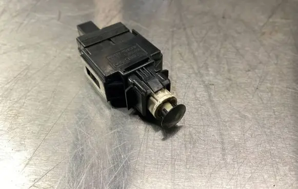 Volvo V70 Brake pedal sensor switch 8622064 4970