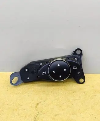 Mercedes-Benz CLS C219 Wing mirror switch 2118215679 03211040