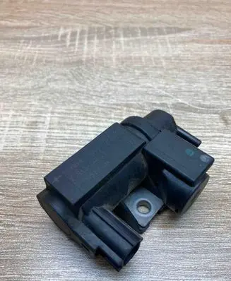 Lexus IS 220D-250-350 Turbo solenoid valve 258190R011 70051308