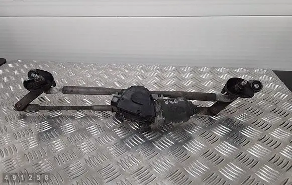 Lexus IS 220D-250-350 Front wiper linkage 8511026220