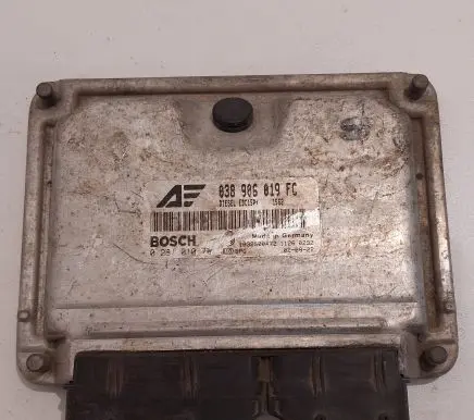 Seat Alhambra (Mk1) Engine control unit/module 1039S00472 038906019FC 0281010761