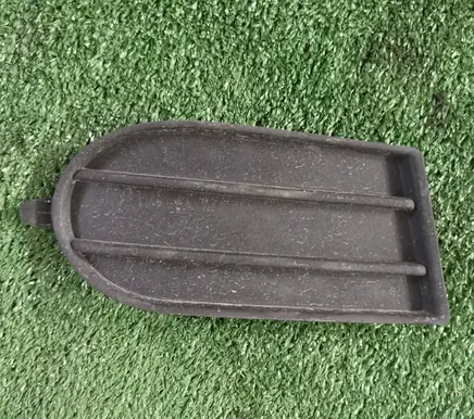 Suzuki Swift I Fender grill 71761-63J0