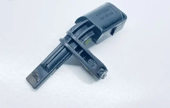 Volkswagen PASSAT B6 ABS brake wheel speed sensor 7H0927803