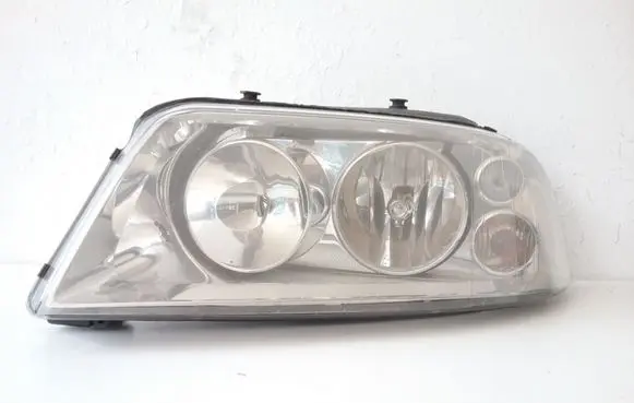 Seat Alhambra (Mk1) Headlight/headlamp 7M4941015 1305235530 1305235610