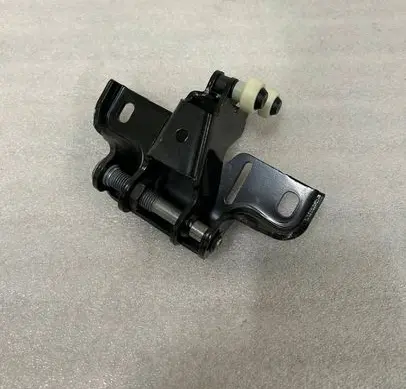 Mercedes-Benz Sprinter W907 W910 Sliding door upper roller guide/hinge A9107630000