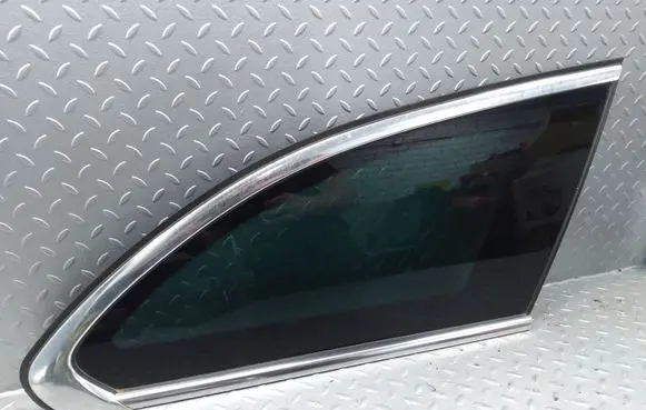 Peugeot 508 Rear side window