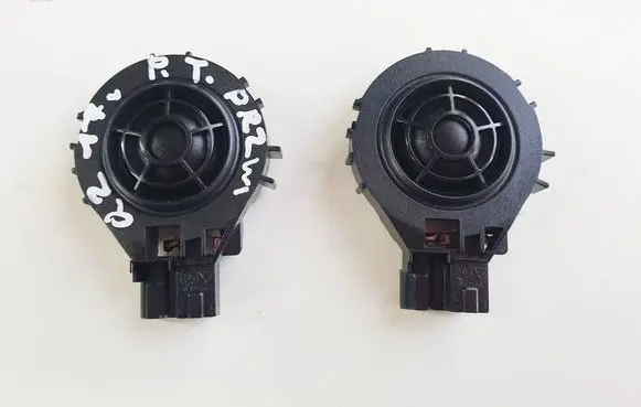 Audi Q2 - High frequency speaker in the rear doors 8V0035399D