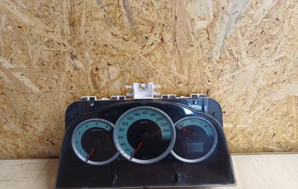 Toyota Corolla Verso E121 Speedometer (instrument cluster) 838000F092A MB2574403890
