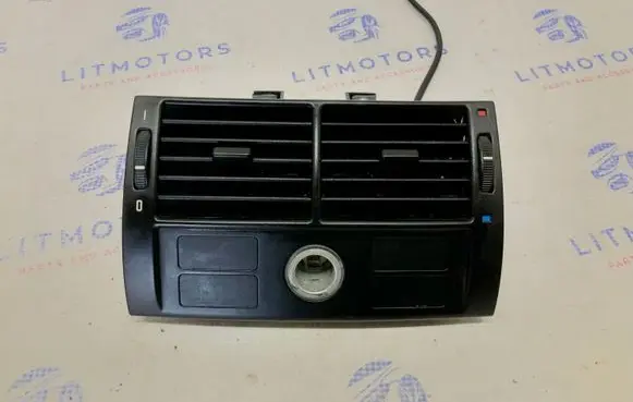 BMW X5 E53 Rear air vent grill 8409081 8370910