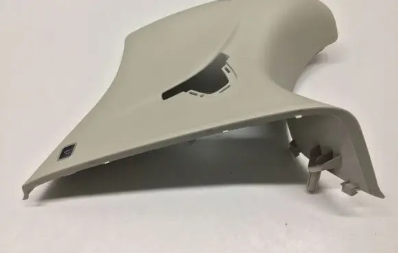 Chrysler Pacifica (D)pillar trim (top) 5RJ071D2AD 5RJ071D2AE 6DQ25TRMAA