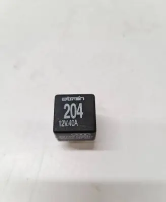 Volkswagen PASSAT B5 Other relay 431951253H