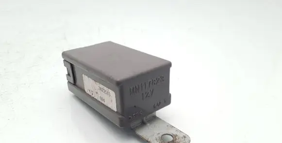 Mitsubishi Pajero Other relay MN117823