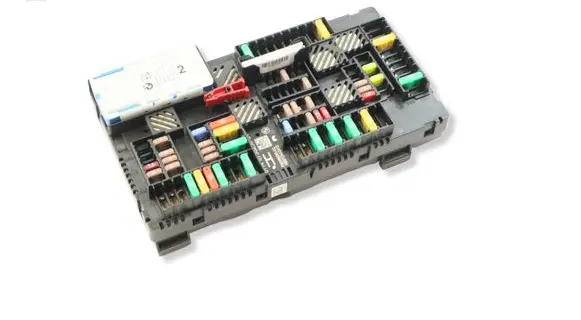 BMW X3M F97 Fuse module 8736250 61148736250