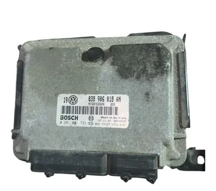Volkswagen PASSAT B5 Engine control unit/module 038906018AN 28SA3455 0281001733