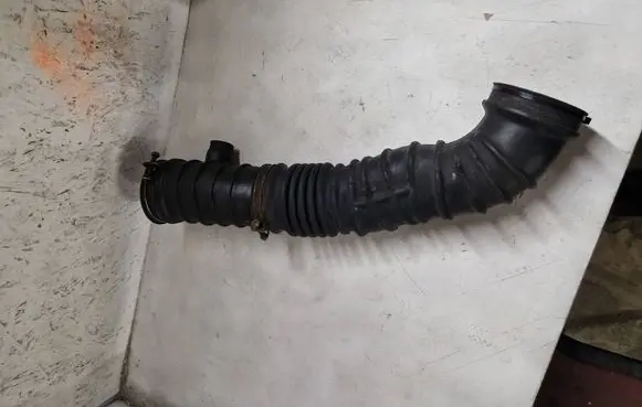 Citroen C-Crosser Air intake hose/pipe 1505A407