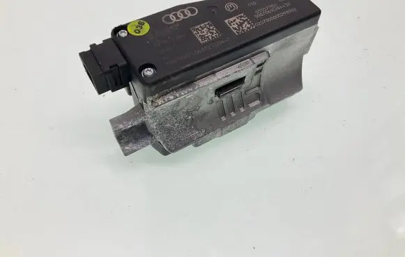 Audi A5 8T 8F Steering wheel lock 8K0905852A 025220441