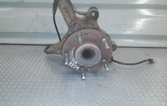 Hyundai Santa Fe Front wheel hub spindle knuckle 