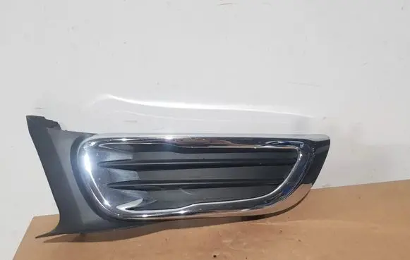Citroen C3 Picasso Front grill 9682332477