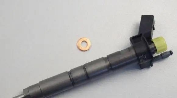 BMW 5 F10 F11 Fuel injector 0445117030 13537823462 13537823461