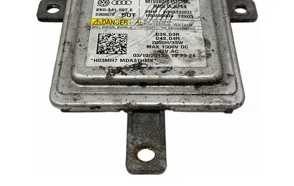 Volkswagen Sharan Voltage converter/converter module 8K0941597E