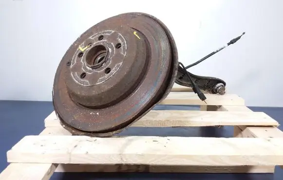 Mercedes-Benz R W251 Front wheel hub spindle knuckle