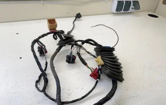 Volkswagen Transporter - Caravelle T5 Front door wiring loom 7H0971036CF 7H0971086CF 47H0036CFX