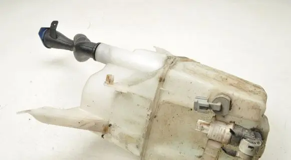 Volvo V60 Windshield washer fluid reservoir/tank 31253218
