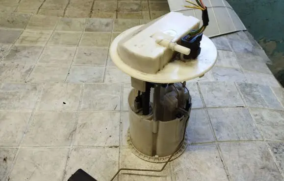 Citroen C2 In-tank fuel pump 9645187980 0580314017
