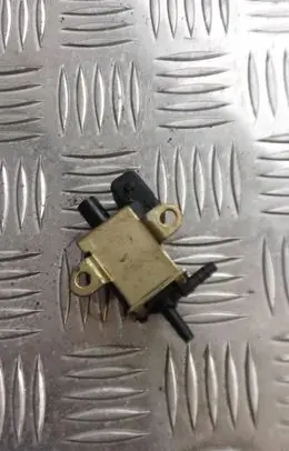 Audi A6 S6 C5 4B Turbo solenoid valve 026906283h