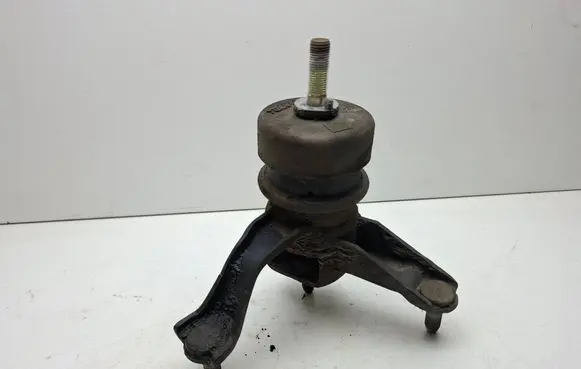 Lexus RX III Engine mount bracket 